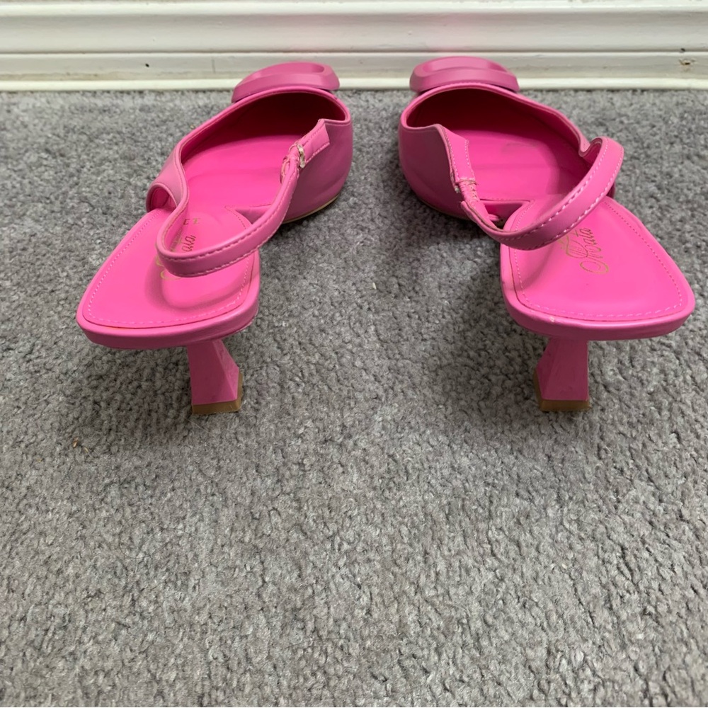 Chic Pink Slingback Heels - Picture 3 of 4